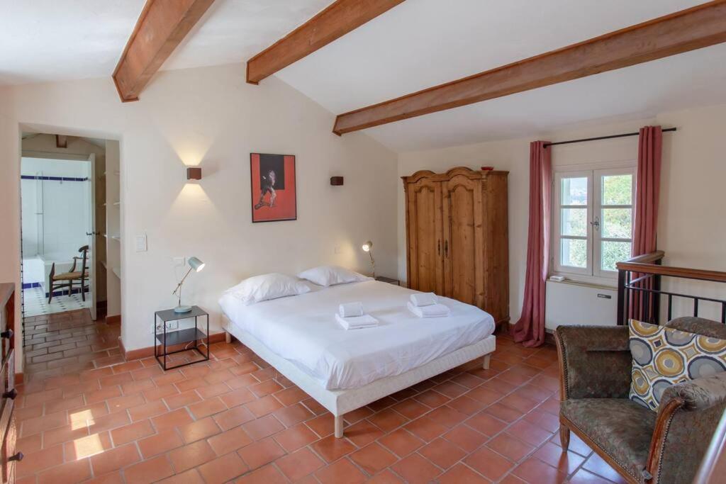 L26 Bonnard 10pax Pool, Garden, Parking, Ac Villaer Nice