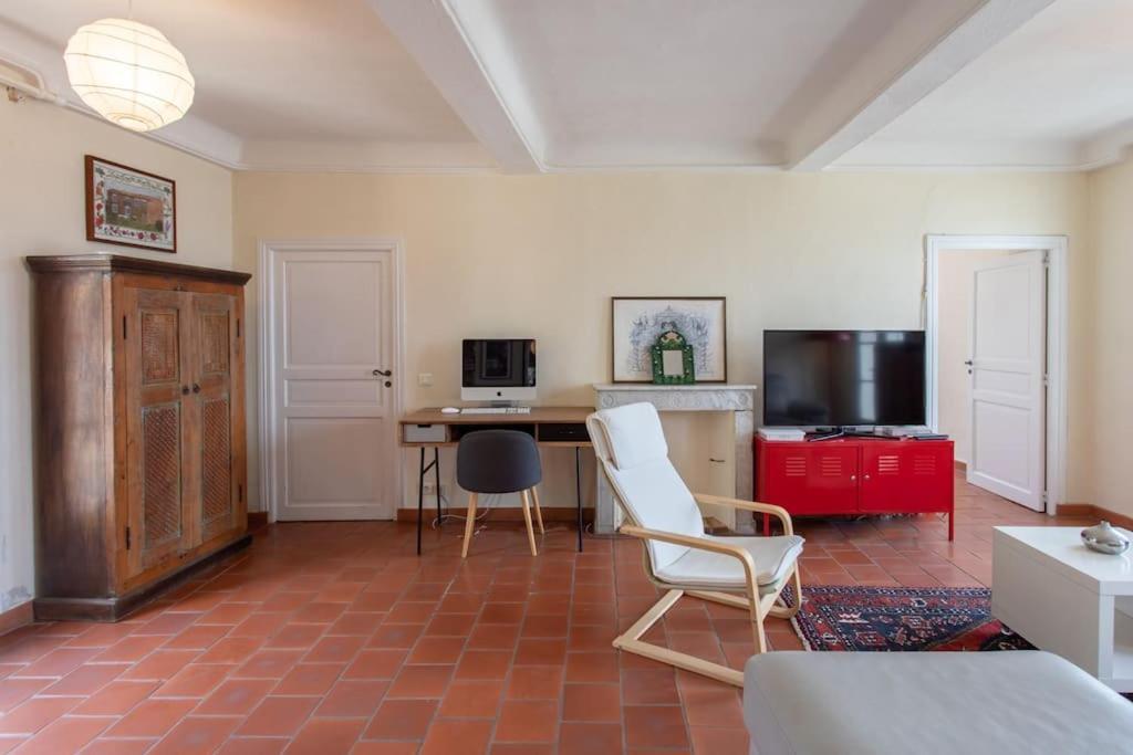 Villaer L26 Bonnard 10pax Pool, Garden, Parking, Ac *
